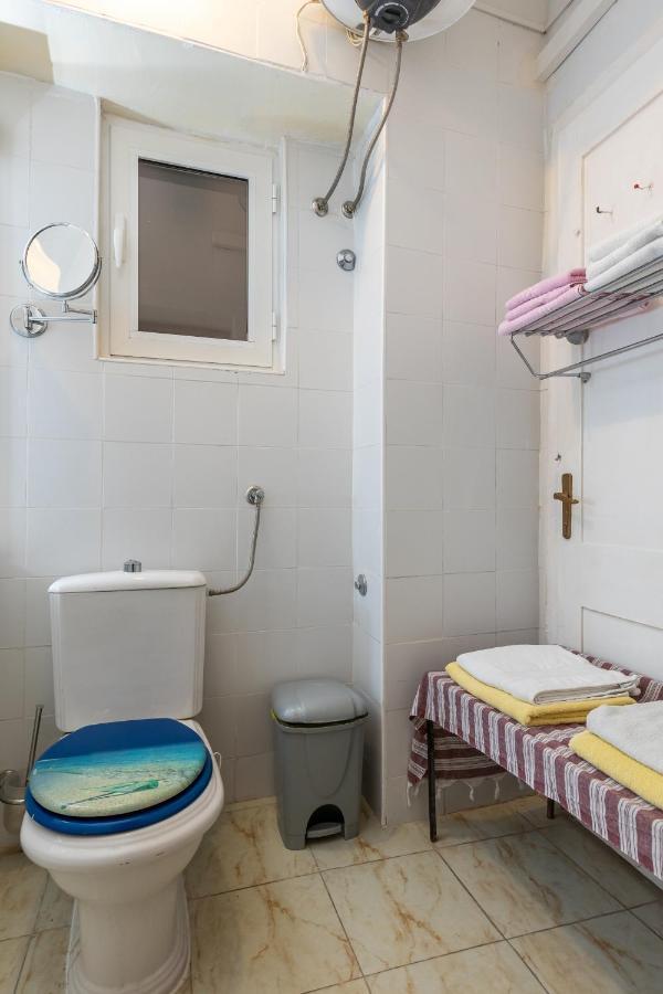 Bed and breakfast Buza House *