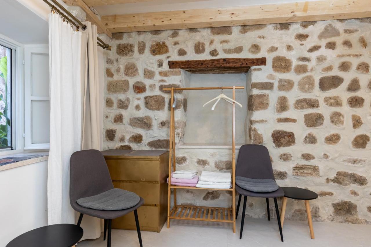 Bed and breakfast Buza House *